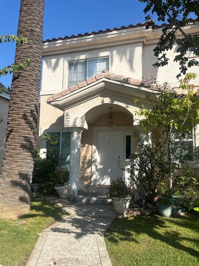 116 N Marengo Ave in Alhambra, CA - Building Photo - Building Photo