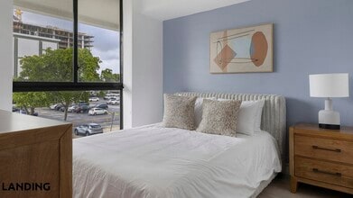 1155 NE 126th St, Unit 222 in North Miami, FL - Foto de edificio - Building Photo
