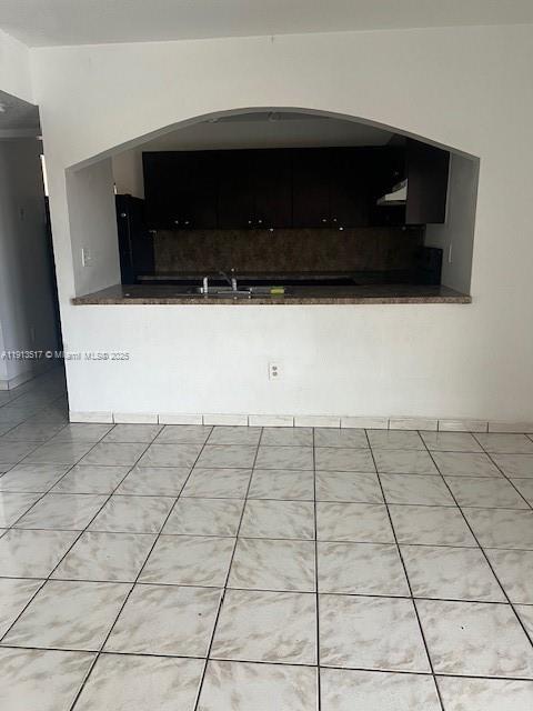 6385 W 27th Ave-Unit -24-3 in Hialeah, FL - Building Photo - Building Photo