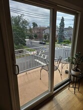 401 2nd St in Palisades Park, NJ - Foto de edificio - Building Photo