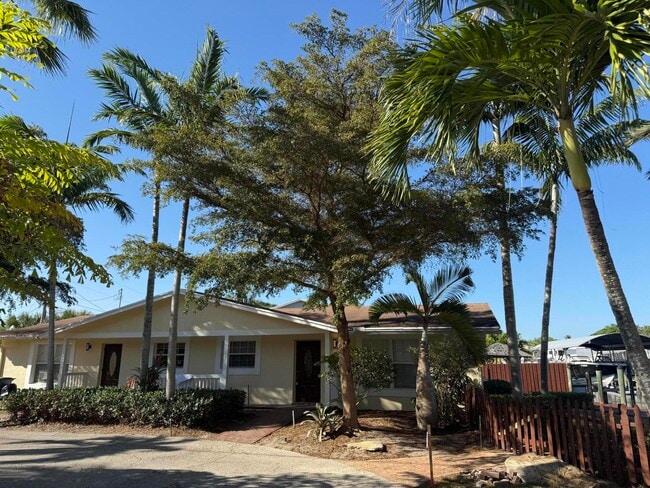 property at 2565 Old Donald Ross Rd