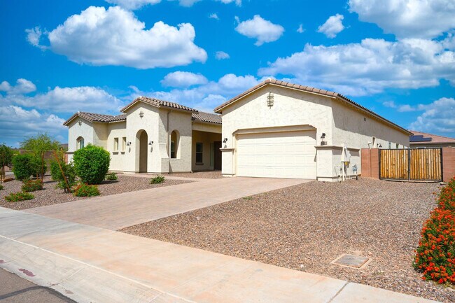 27711 N 38th Dr in Phoenix, AZ - Building Photo - Building Photo