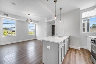 91 W 21st St in Bayonne, NJ - Building Photo - Building Photo