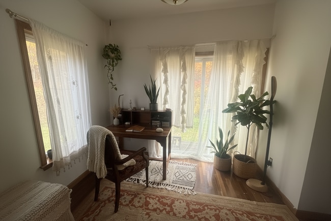 614 Salls Rd in East Chatham, NY - Foto de edificio - Building Photo