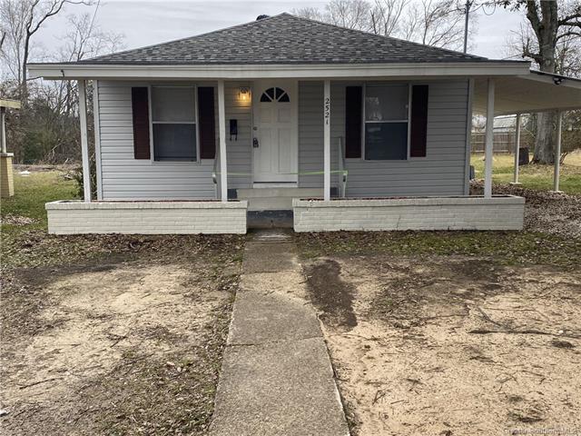 2521 Ernest St in Lake Charles, LA - Foto de edificio - Building Photo