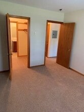 29 Leo Ln in Avon, MA - Building Photo - Building Photo