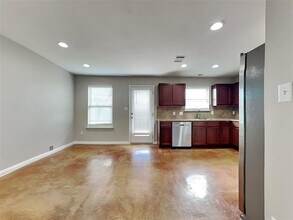 4523 Kind Way in Austin, TX - Building Photo - Building Photo