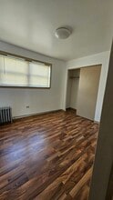 2333 N Mango Ave, Unit 1R in Chicago, IL - Building Photo - Building Photo
