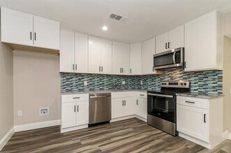 1708 Joyce St in Arlington, TX - Building Photo - Building Photo