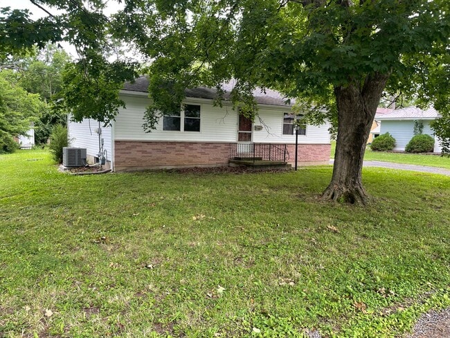 property at 582 E Lebanon St