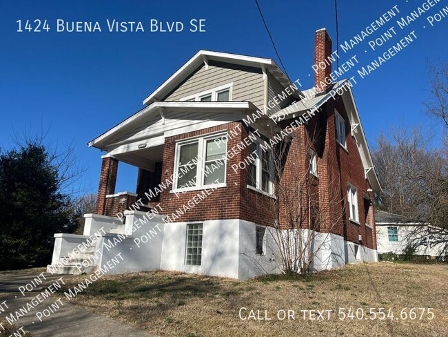 property at 1424 Buena Vista Blvd SE