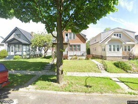 6324 W Richmond Ave in Milwaukee, WI - Building Photo