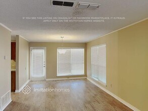 4951 Shady Oak Trail in Grand Prairie, TX - Building Photo - Building Photo