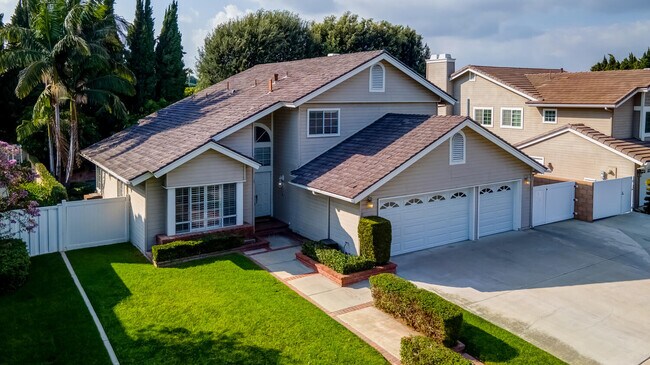 945 Finnell Way in Placentia, CA - Building Photo - Building Photo