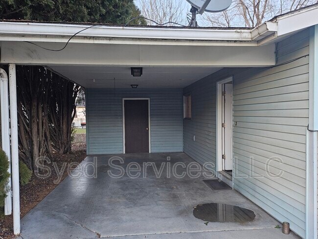 624 E Hawaii Ave in Nampa, ID - Building Photo - Building Photo