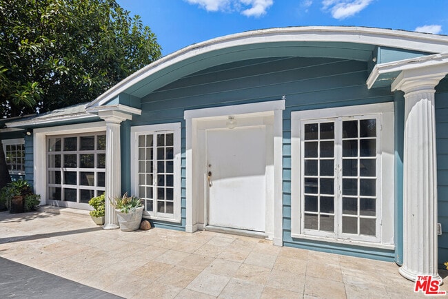 837 Venice Blvd. in Los Angeles, CA - Building Photo - Building Photo