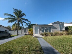 1719 SW 15th St in Miami, FL - Building Photo - Building Photo