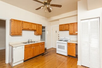 3414 N Halsted St in Chicago, IL - Building Photo - Building Photo