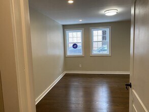 678 Bergen Ave in Jersey City, NJ - Building Photo - Building Photo