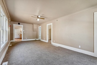 537 Maumee Ave in Toledo, OH - Building Photo - Building Photo