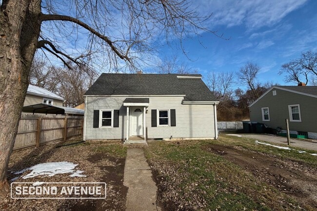 property at 3700 Coronado Dr