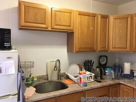 349 Pleasant St, Unit B1-20 in Malden, MA - Building Photo