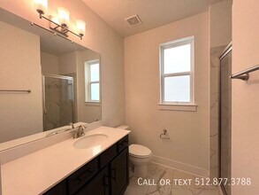 2009 Teagle Dr in Austin, TX - Building Photo - Building Photo