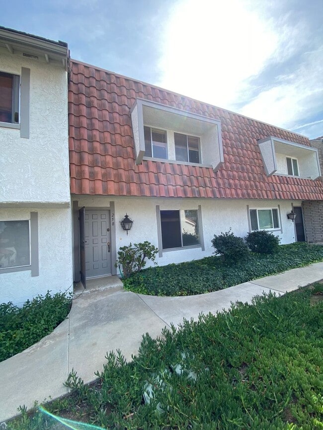 property at 258 Green Moor Pl
