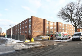 Rose Estates in Hartford, CT - Foto de edificio - Building Photo