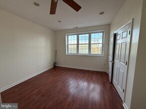 2428 S Broad St in Philadelphia, PA - Building Photo - Building Photo