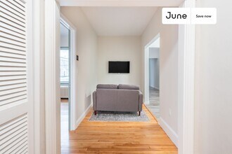 100 Washington St in Boston, MA - Building Photo - Building Photo