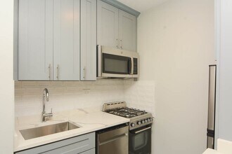 508 W Belmont Ave in Chicago, IL - Building Photo - Building Photo
