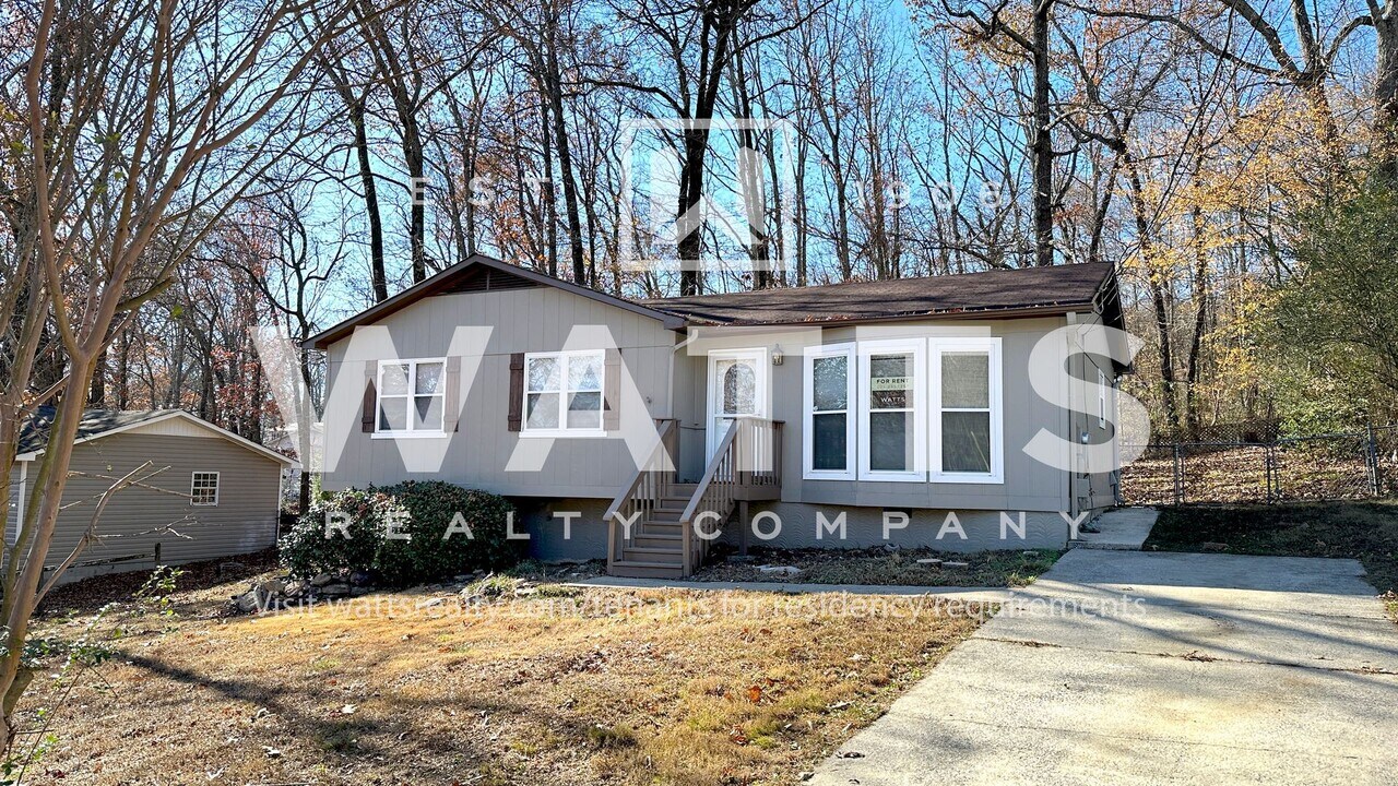 6512 Kathy Cir in Pinson, AL - Foto de edificio