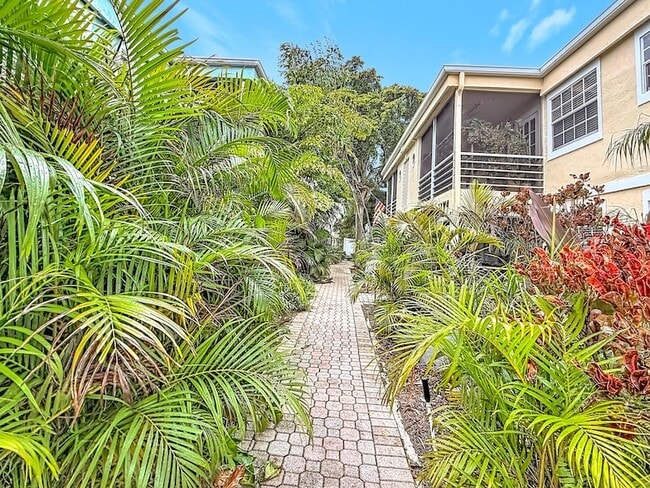 property at 305 SE 11th Ave