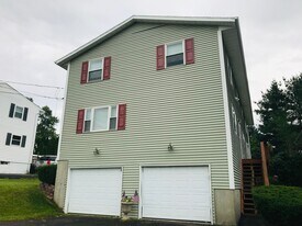 2614 Magnolia St, Unit A in Endicott, NY - Building Photo