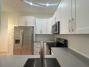 5438 Verona Dr in Boynton Beach, FL - Building Photo - Building Photo