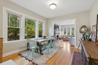 929 Green Bay Rd in Wilmette, IL - Building Photo - Building Photo