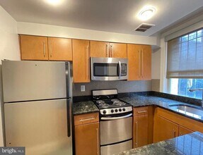 18 9th St NE in Washington, DC - Building Photo - Building Photo