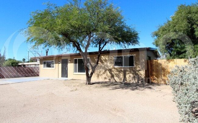 property at 4043 E Deseret Dr