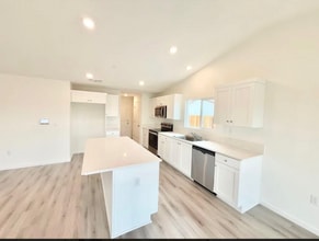 2476 Cellar St in Manteca, CA - Building Photo - Building Photo