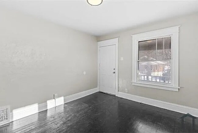 5415 Hamilton Ave in Jennings, MO - Building Photo - Building Photo