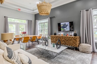 The Grove at Greenleaf in Conyers, GA - Foto de edificio - Interior Photo