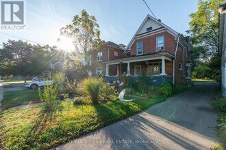 63 Highland Rd W in Kitchener, ON - Building Photo - Building Photo
