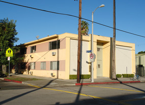 5245 Bakman Ave Apartments