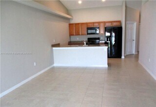 510 SE 24th Ave-Unit -510 in Cape Coral, FL - Building Photo - Building Photo