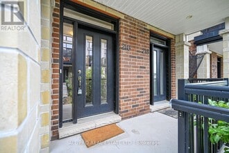 216 Pembina Private in Ottawa, ON - Building Photo - Building Photo