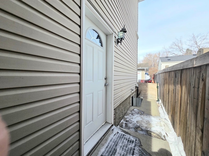 7542-7580 80 Ave NW in Edmonton, AB - Building Photo