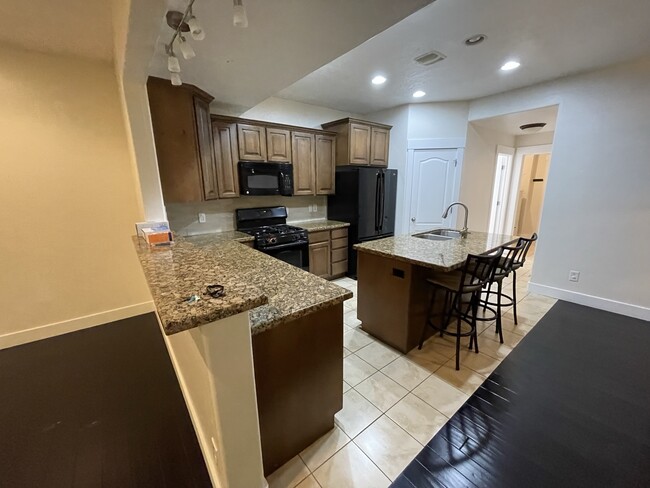 4274 Lake Bridge Dr in South Jordan, UT - Building Photo - Building Photo