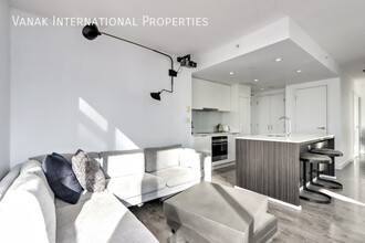 1308 Hornby St in Vancouver, BC - Building Photo - Building Photo