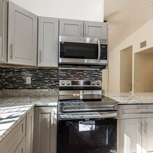 610 E Waverly St in Tucson, AZ - Building Photo - Building Photo